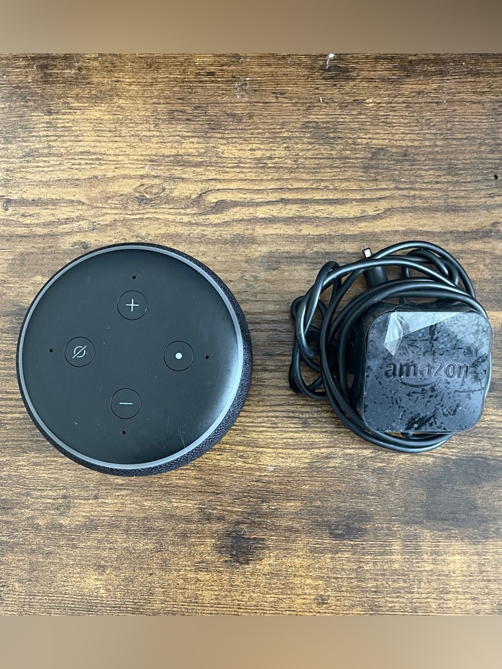 Amazon Echo Dot 3rd Gen Smart Speaker Charcoal Black D9N29T with Power Adapter